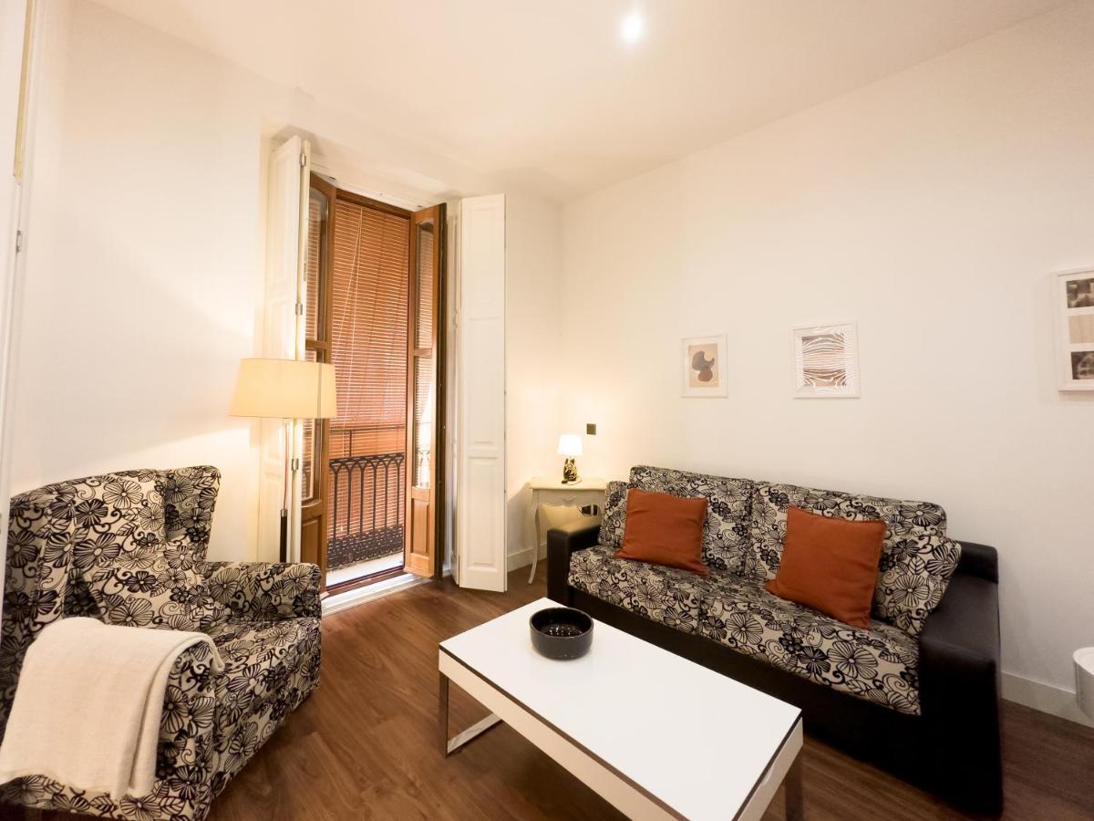 Central Market - Queen Square 1 Bedroom 2+2 Pax Valencia Exterior photo